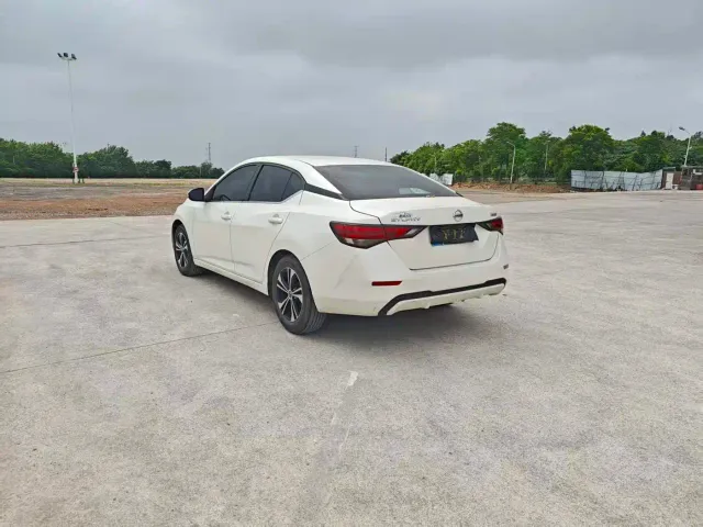 Nissan Sylphy — Фото автомобиля 14