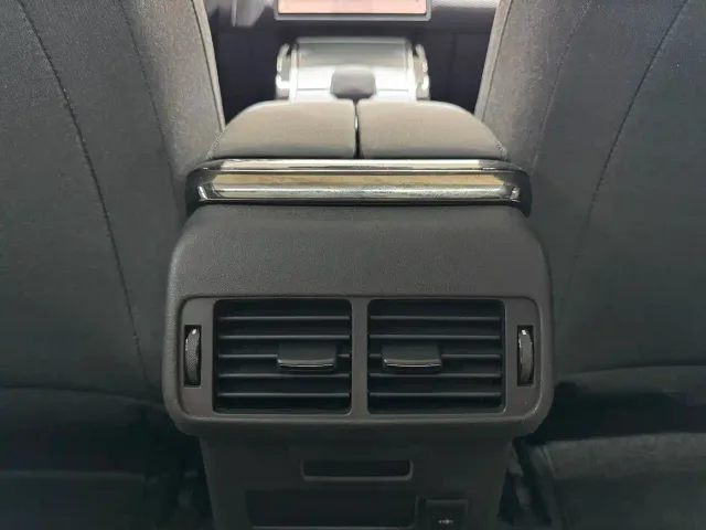 Land Rover Range Rover Velar — Фото автомобиля 16
