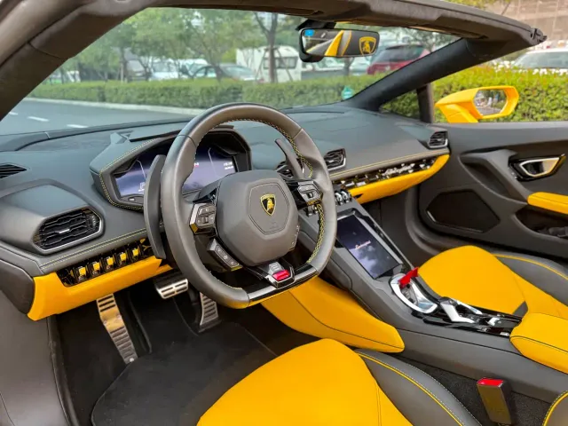 Lamborghini Huracan — Фото автомобиля 4