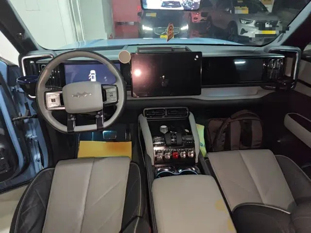BYD FangChengBao Leopard 5 — Фото автомобиля 9