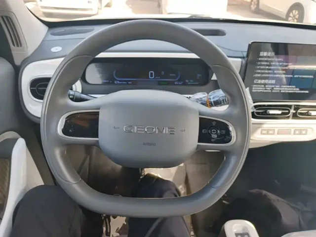 Geely Panda — Фото автомобиля 10