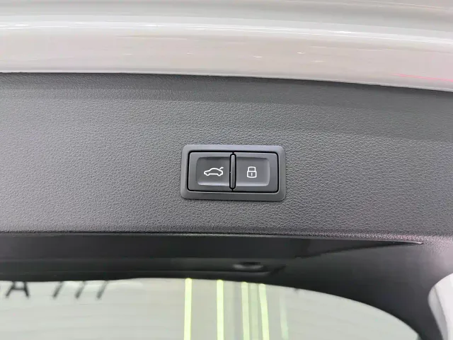 Audi Q2L — Фото автомобиля 18