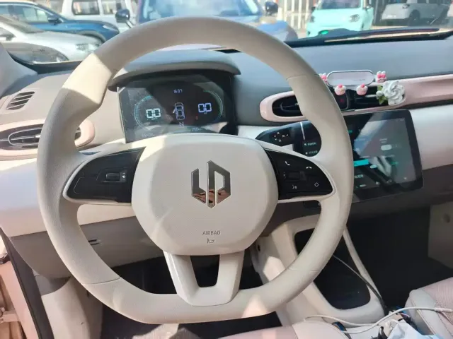 Leapmotor Leapmotor T03 2023 310 Light Edition — Фото автомобиля 8
