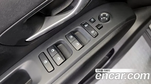 Hyundai Tucson Tucson (NX4) Дизель 2.0 2WD — Фото автомобиля 14