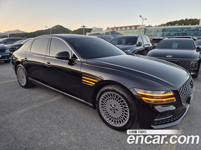 Genesis G80 RG3 — Фото автомобиля 3