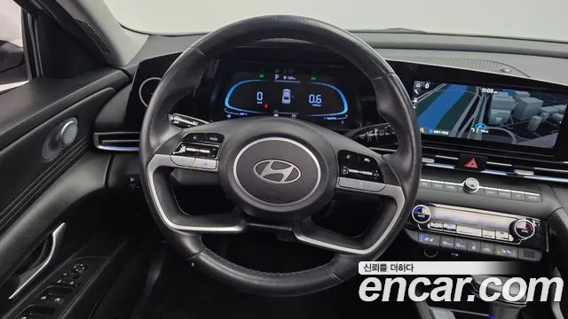 Hyundai AVANTE Новый Avante (CN7) — Фото автомобиля 13