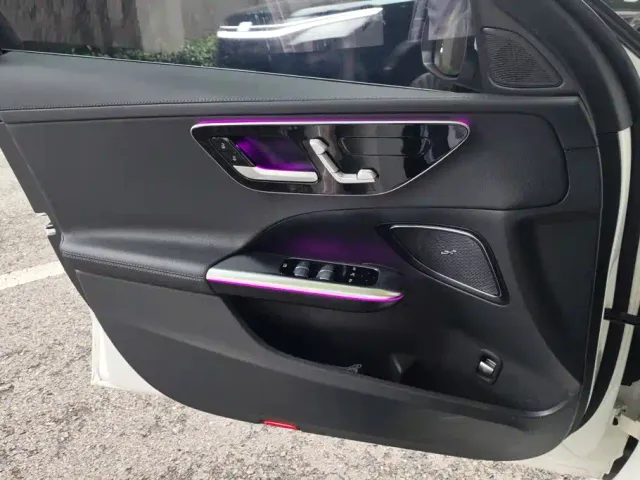 Mercedes-Benz C-Class — Фото автомобиля 7