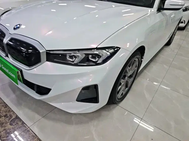 BMW i3 — Фото автомобиля 23