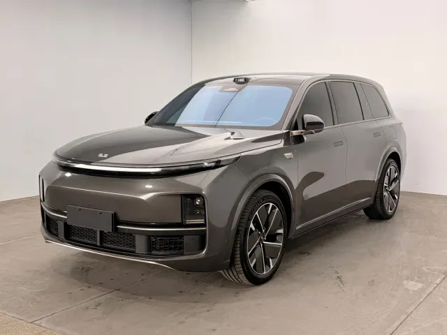 Фотография автомобиля — Li Auto L9