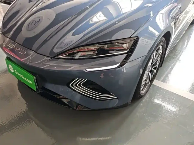 BYD Seal — Фото автомобиля 23