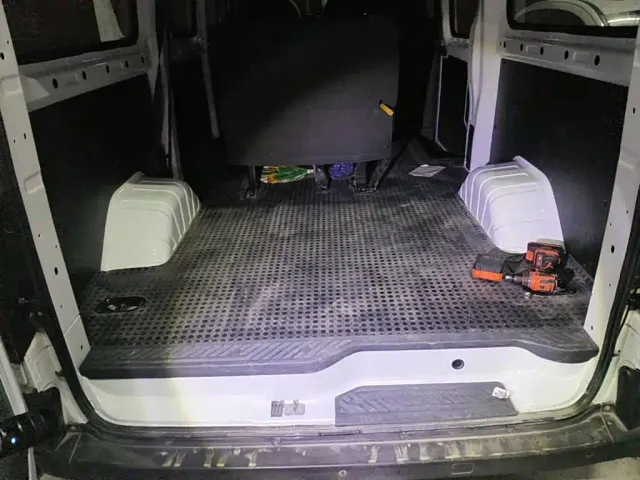 JMC E-Fushun — Фото автомобиля 5