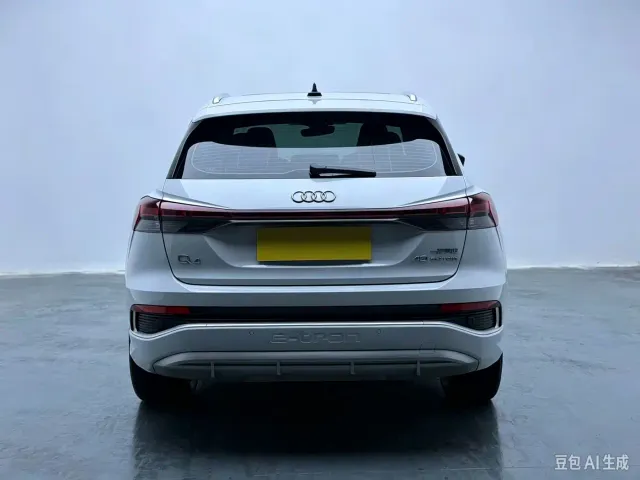 Audi Q4 e-tron — Фото автомобиля 6