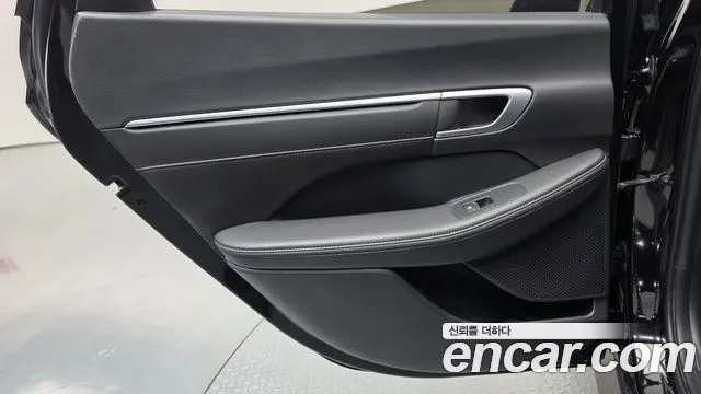 Hyundai Sonata — Фото автомобиля 14