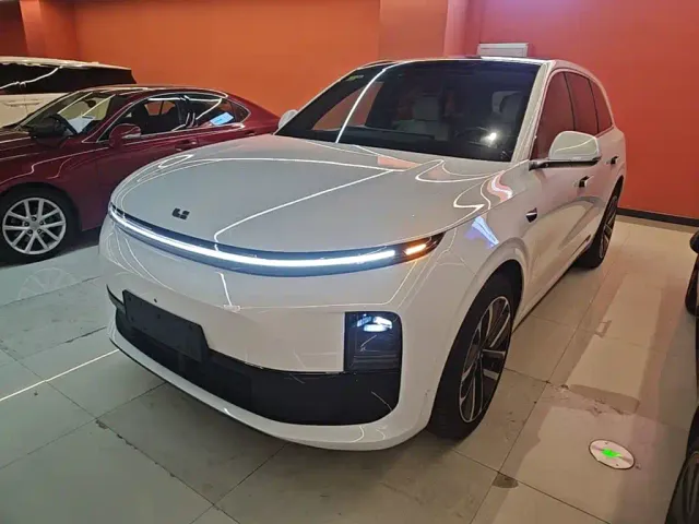 Фотография автомобиля — Li Auto L6