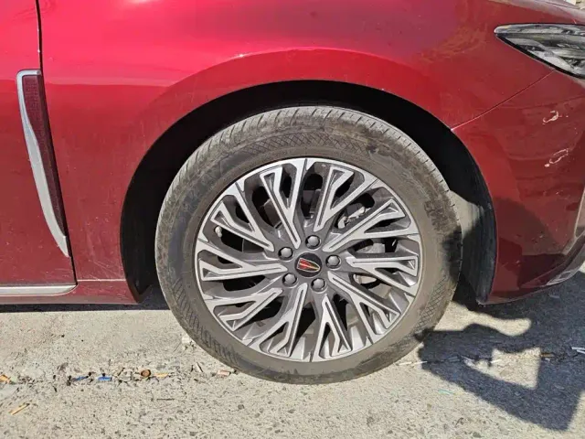 Hongqi H5 — Фото автомобиля 6
