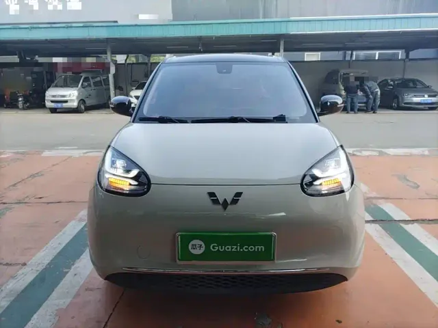 Wuling Bingo — Фото автомобиля 2