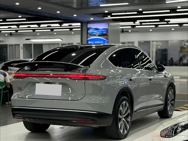 Nio EC7 — Фото автомобиля 6
