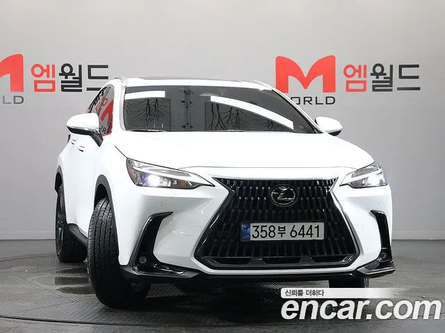 Lexus NX — Фото автомобиля 2