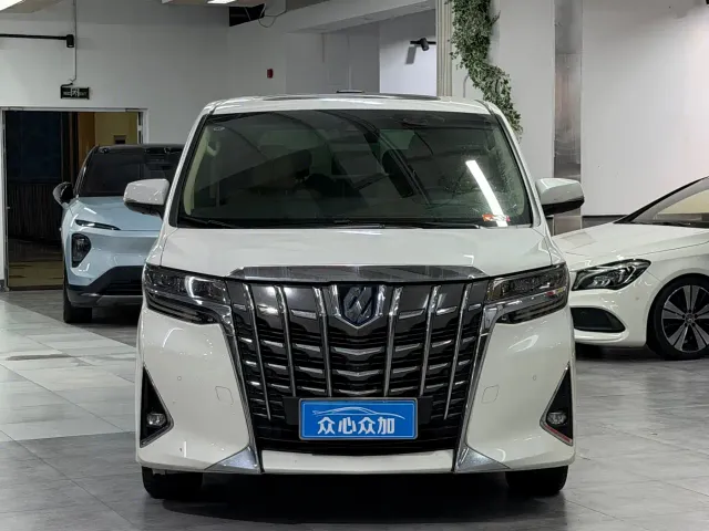 Toyota Alphard — Фото автомобиля 2