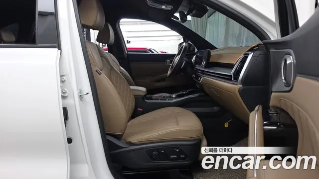 Kia Sorento Новый Sorento 4 поколение Бензин 2.5T 4WD — Фото автомобиля 10
