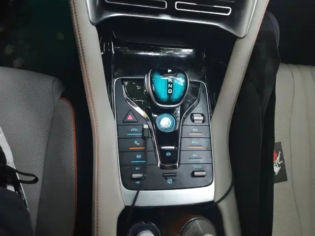 BYD Song PLUS — Фото автомобиля 16