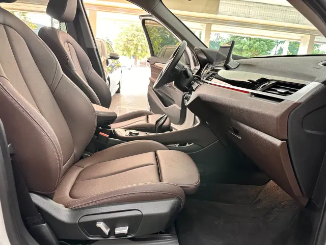 BMW X1 — Фото автомобиля 8
