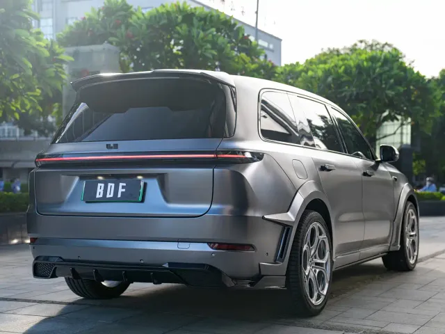 Li Auto L9 — Фото автомобиля 7