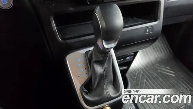 Hyundai Staria — Фото автомобиля 12