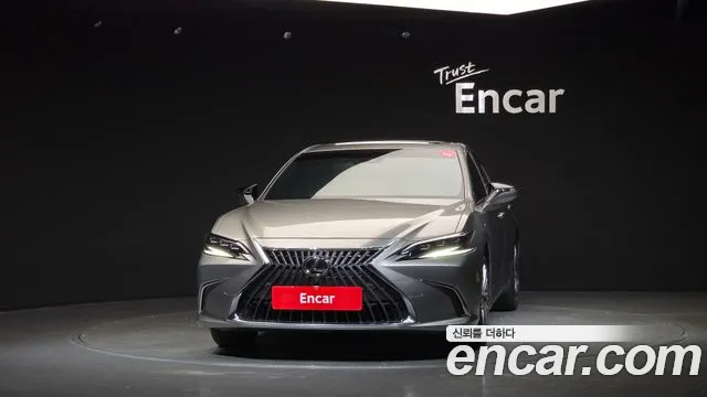 Lexus ES 7th Gen — Фото автомобиля 3