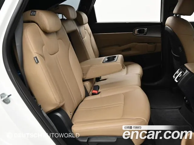 Kia Sorento Новый Sorento 4 поколение Бензин 2.5T 2WD — Фото автомобиля 17