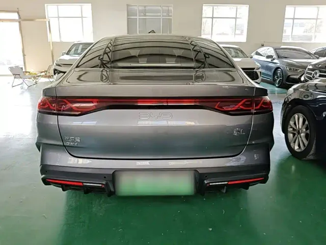 BYD Qin L — Фото автомобиля 5