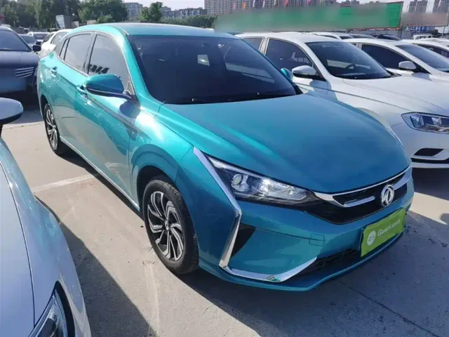 Dongfeng Yixuan — Фото автомобиля 3
