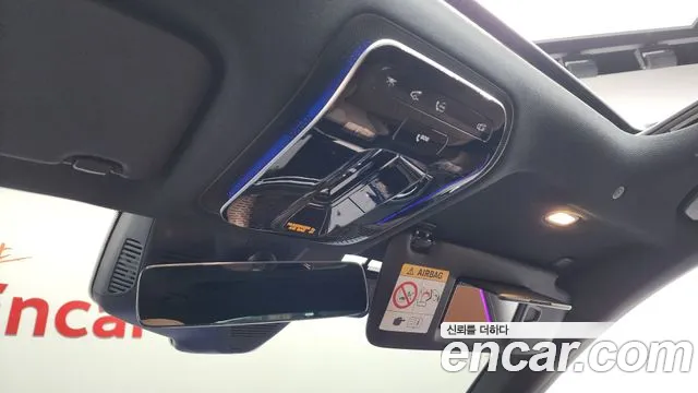 Mercedes-Benz E-Class — Фото автомобиля 28
