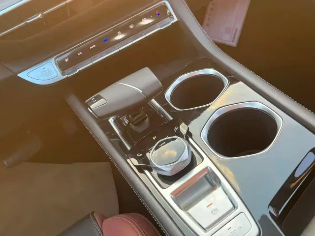 Changan Eado — Фото автомобиля 7