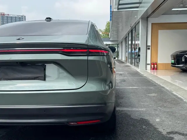 Nio EC7 — Фото автомобиля 9