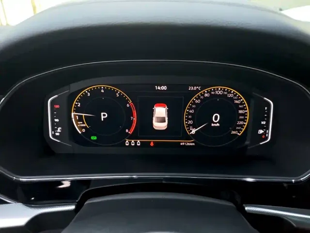 Volkswagen Passat — Фото автомобиля 11