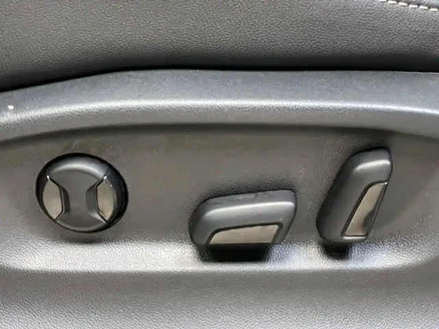 Volkswagen Tiguan L — Фото автомобиля 22