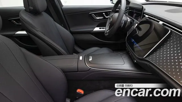 Mercedes-Benz E-Class W214 — Фото автомобиля 9