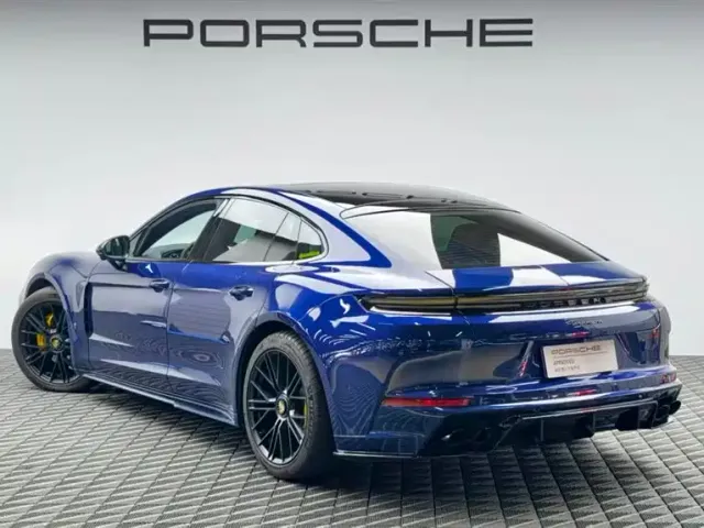 Porsche Panamera — Фото автомобиля 5