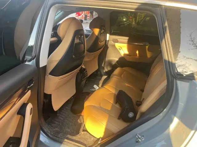 Leapmotor C11 — Фото автомобиля 3