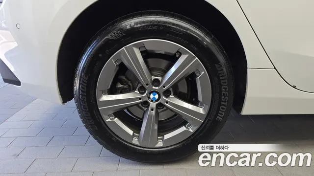 BMW 2-Series — Фото автомобиля 3