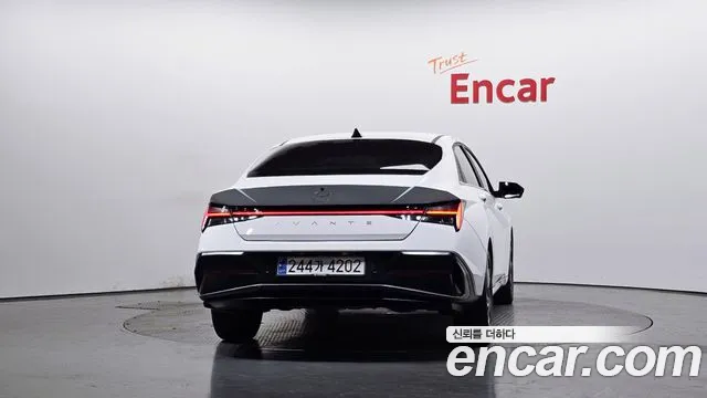 Hyundai AVANTE Новый Avante (CN7) — Фото автомобиля 3