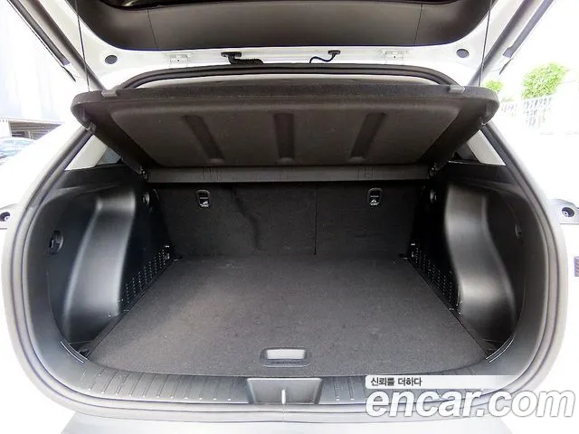 Hyundai Kona SX2 — Фото автомобиля 17