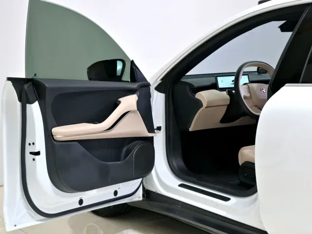 Nio ET5 Touring — Фото автомобиля 8