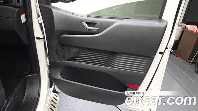 Hyundai Staria — Фото автомобиля 25