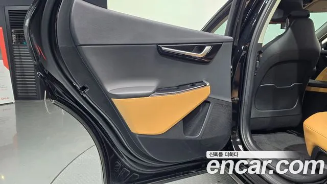 Kia EV6 Long Range — Фото автомобиля 25