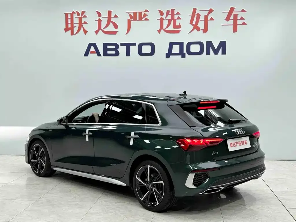 Audi Audi A3 2023 Facelift Sportback 35 TFSI Fashion Sport — Фото автомобиля 4