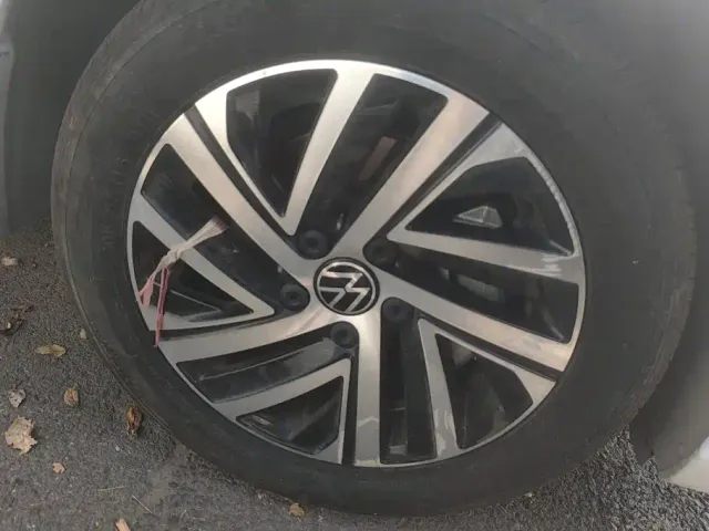 Volkswagen Lavida 2024 Model 300TSI DSG Starlight Leading Edition — Фото автомобиля 6