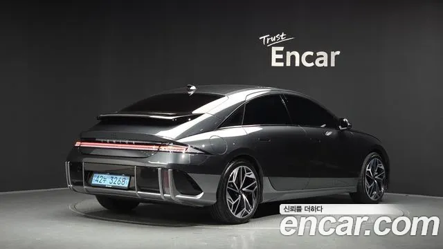 Hyundai Ioniq6 Long Range AWD — Фото автомобиля 2