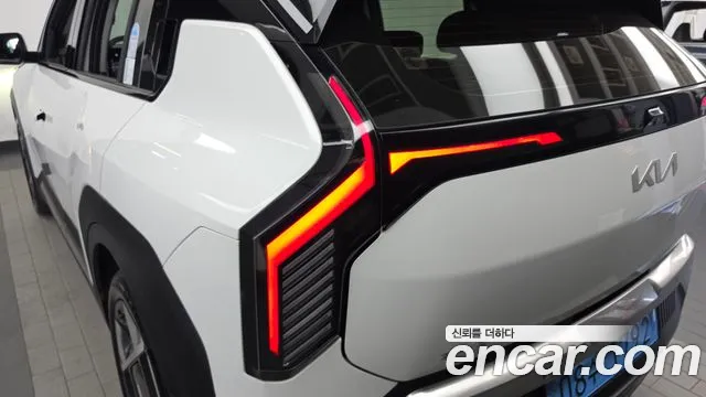 Kia EV3 — Фото автомобиля 8